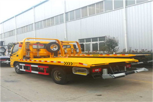 南山区附近拖车救援搭电