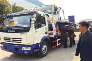 南山区汽车道路救援拖车价格